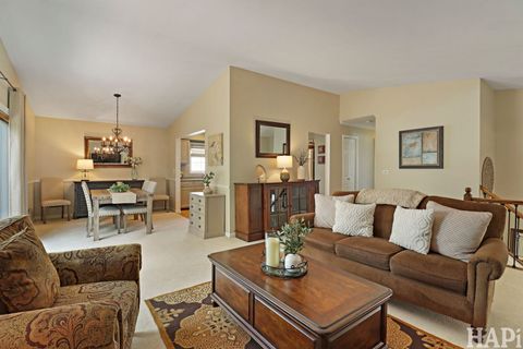 Tiny photo for 38 Chelsea Lane, Cary, IL 60013 (MLS # 12620084)