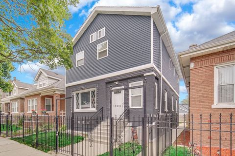 Photo of 1028 N Lavergne Avenue, Chicago, IL 60651 (MLS # 12483195) Photo of 1028 N Lavergne Avenue, Chicago, IL 60651 (MLS # 12483195)