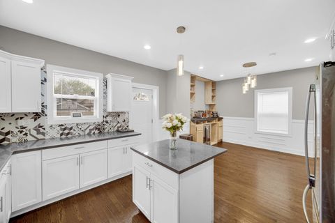Tiny photo for 1028 N Lavergne Avenue, Chicago, IL 60651 (MLS # 12483195)