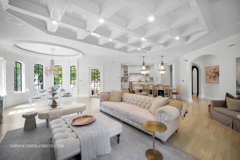 Tiny photo for 8 Brooke Lane, South Barrington, IL 60010 (MLS # 12613198)