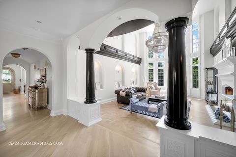 Tiny photo for 8 Brooke Lane, South Barrington, IL 60010 (MLS # 12613198)