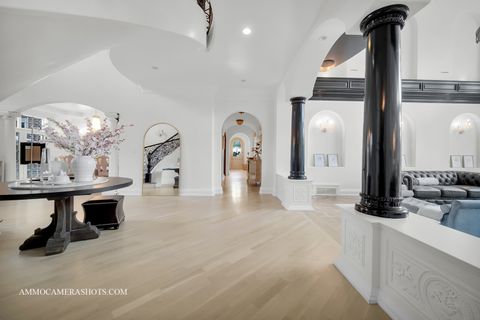 Tiny photo for 8 Brooke Lane, South Barrington, IL 60010 (MLS # 12613198)