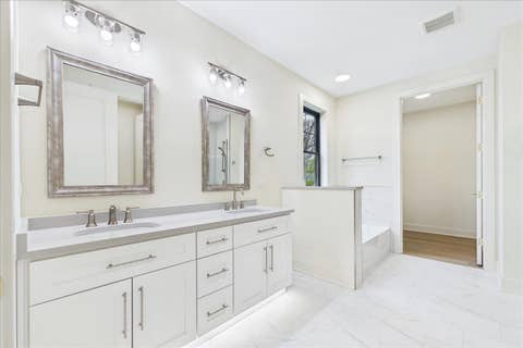 Tiny photo for 22075 W Casa Bella View Vw, Kildeer, IL 60047 (MLS # 12738030)