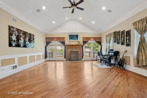 Tiny photo for 4858 W Chase Avenue, Lincolnwood, IL 60712 (MLS # 12468776)