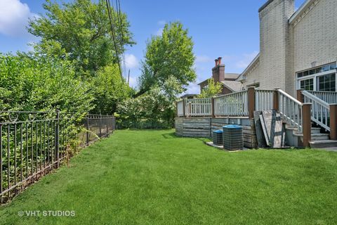 Tiny photo for 4858 W Chase Avenue, Lincolnwood, IL 60712 (MLS # 12468776)