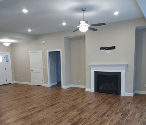 Tiny photo for 305 N Niles Avenue, Tuscola, IL 61953 (MLS # 12578610)