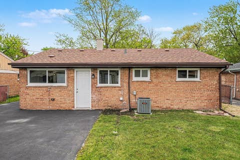 Tiny photo for 17332 Lorenz Avenue, Lansing, IL 60438 (MLS # 12644171)