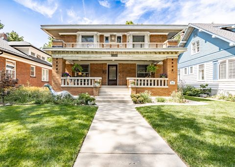 Photo of 1024 N Spring Street, Elgin, IL 60120 (MLS # 12447076)