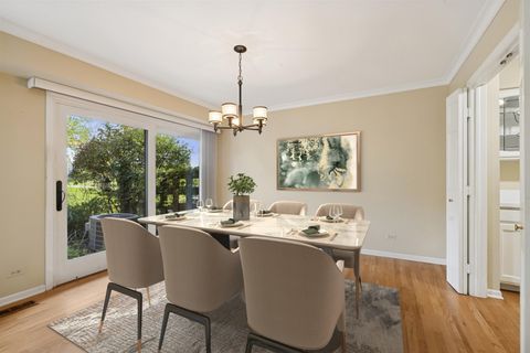 Tiny photo for 1845 Mission Hills Lane, Northbrook, IL 60062 (MLS # 12502292)