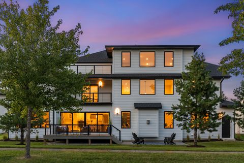 Tiny photo for 20 Pinnacle Court, Naperville, IL 60565 (MLS # 12486354)