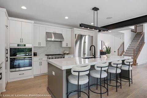 Tiny photo for 20 Pinnacle Court, Naperville, IL 60565 (MLS # 12486354)