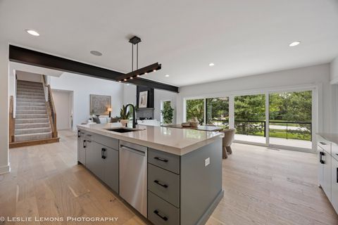 Tiny photo for 20 Pinnacle Court, Naperville, IL 60565 (MLS # 12486354)