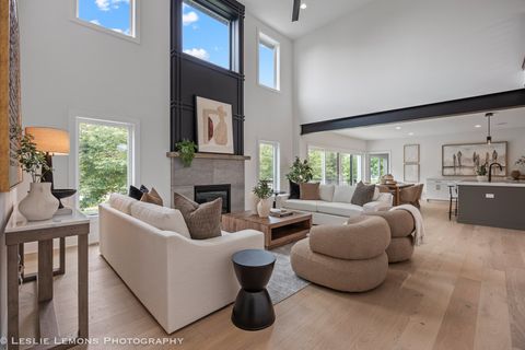 Tiny photo for 20 Pinnacle Court, Naperville, IL 60565 (MLS # 12486354)