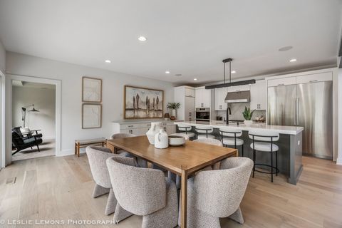 Tiny photo for 20 Pinnacle Court, Naperville, IL 60565 (MLS # 12486354)
