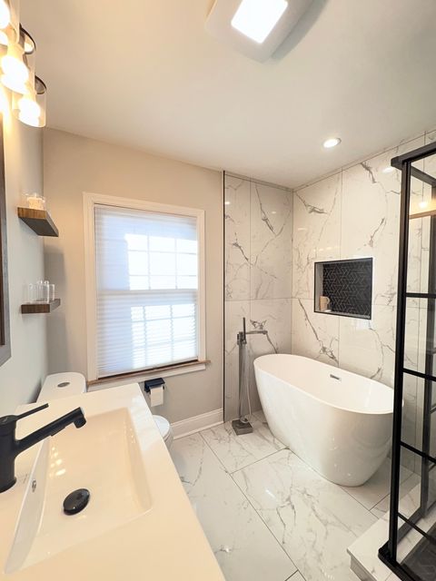 Tiny photo for 9619 S Oakley Avenue, Chicago, IL 60643 (MLS # 12538924)