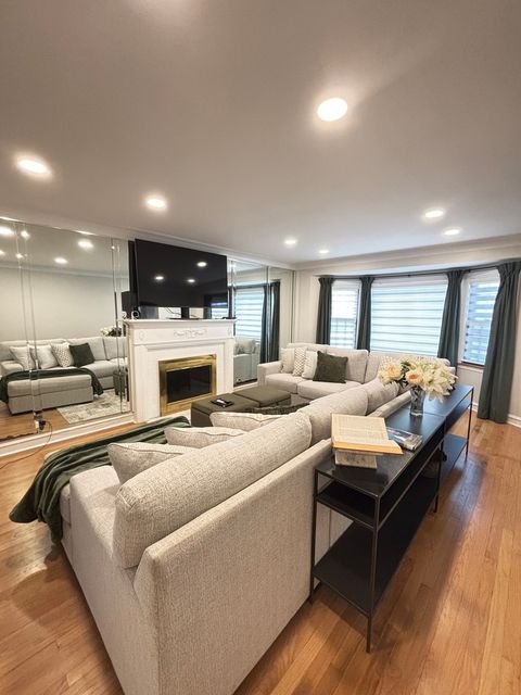 Tiny photo for 9619 S Oakley Avenue, Chicago, IL 60643 (MLS # 12538924)