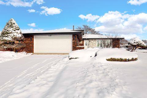 Tiny photo for 8424 Currant Avenue, Tinley Park, IL 60487 (MLS # 12527319)