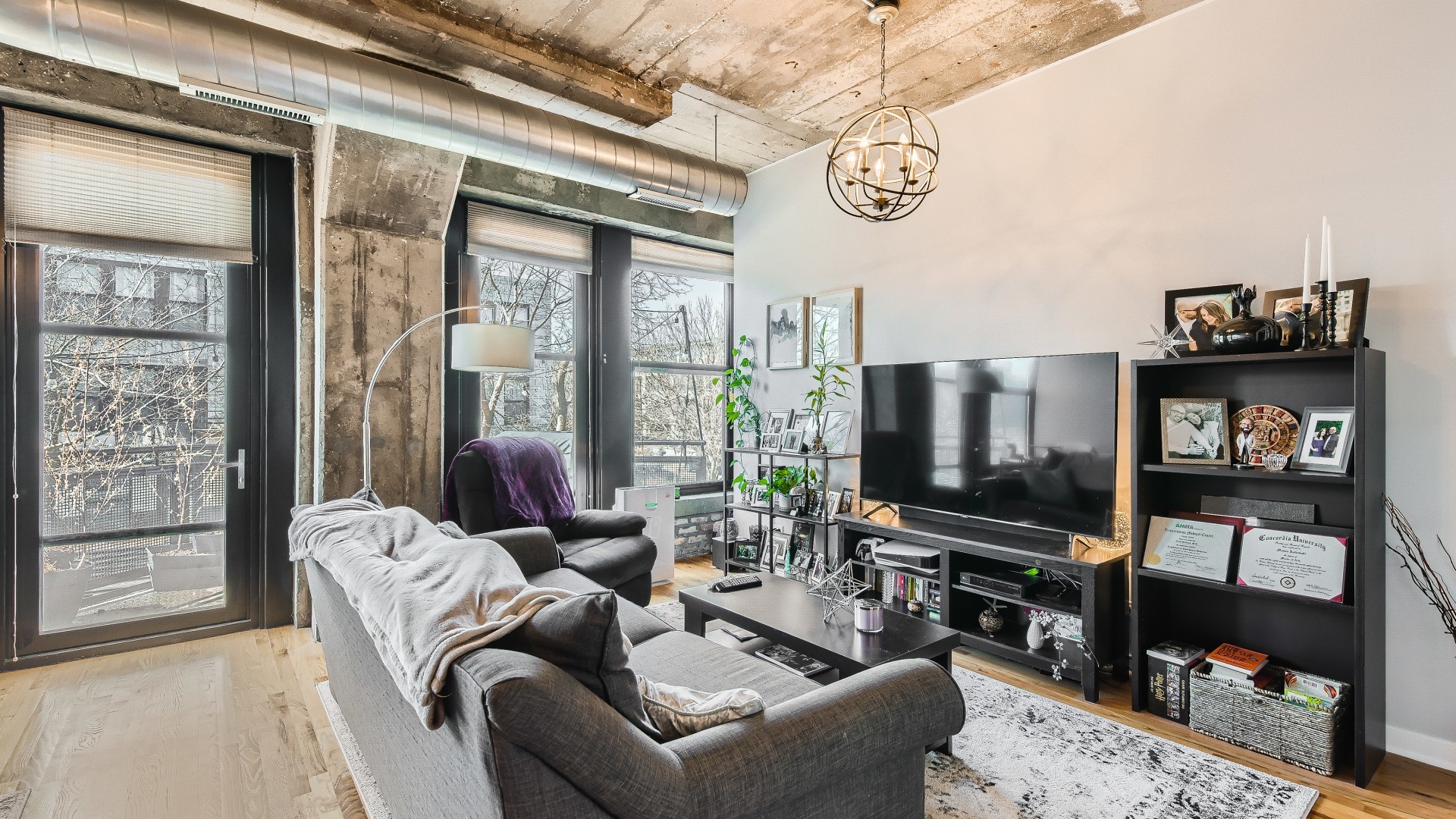 1071 W 15th Street 258