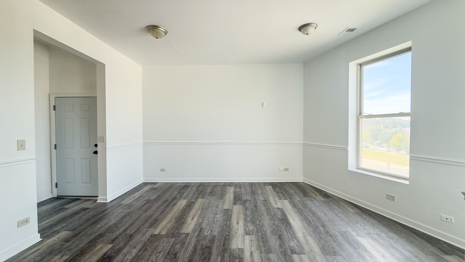 317 S Homan Avenue 3E