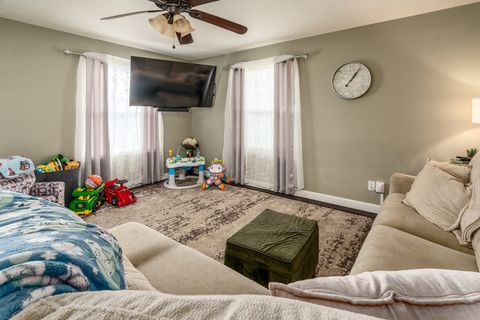 Tiny photo for 1914 Clarke Street, Murphysboro, IL 62966 (MLS # 12594734)