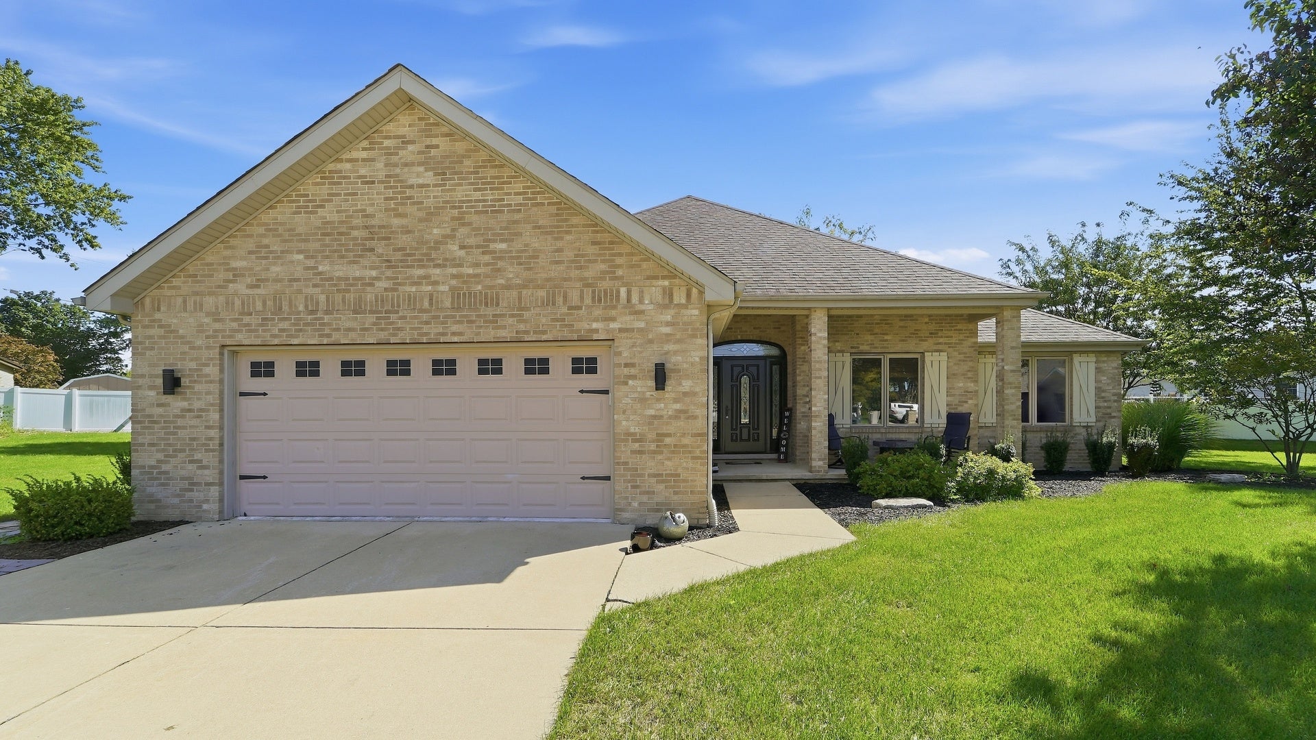 3425 Mouton Court