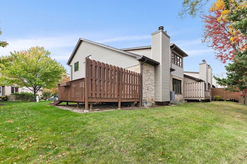 Tiny photo for 2121 N Juniper Lane, Arlington Heights, IL 60004 (MLS # 12776338)