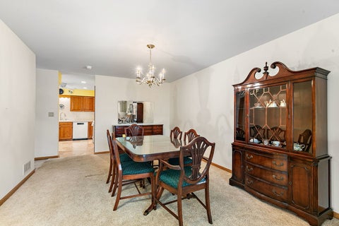 Tiny photo for 2121 N Juniper Lane, Arlington Heights, IL 60004 (MLS # 12776338)