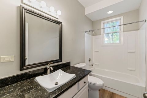 Tiny photo for 103 Hickory Drive, Carpentersville, IL 60110 (MLS # 12488259)