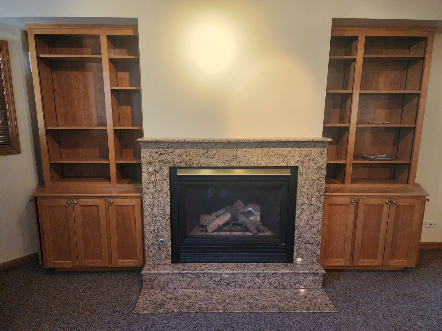 726 W 17th Street 2