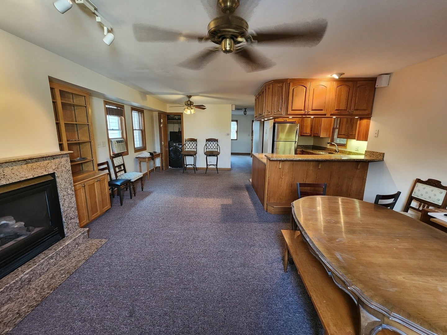 726 W 17th Street 2