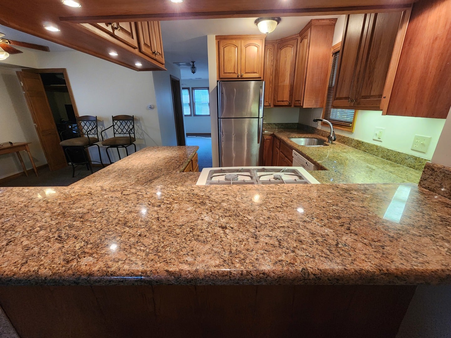 726 W 17th Street 2