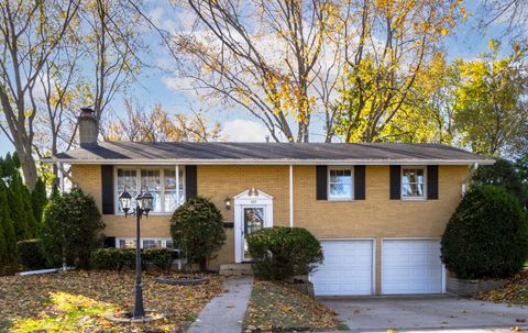 Photo of 927 E Cooper Drive, Palatine, IL 60067 (MLS # 12515681)