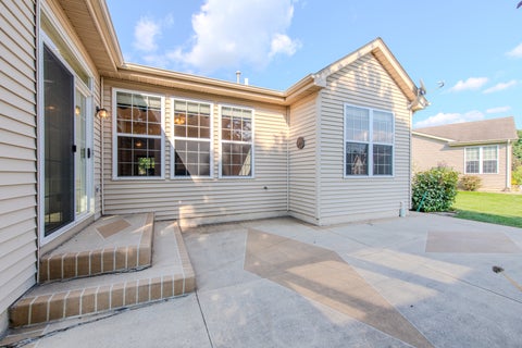 Tiny photo for 21243 Lily Lake Lane, Crest Hill, IL 60403 (MLS # 12690824)