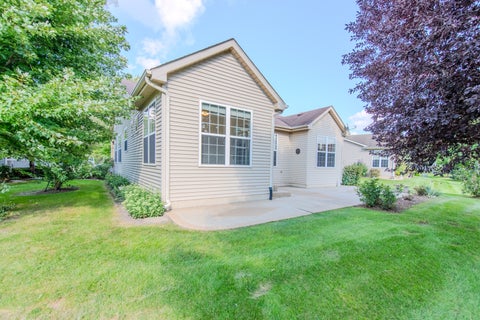 Tiny photo for 21243 Lily Lake Lane, Crest Hill, IL 60403 (MLS # 12690824)