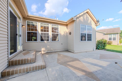Tiny photo for 21243 Lily Lake Lane, Crest Hill, IL 60403 (MLS # 12690824)