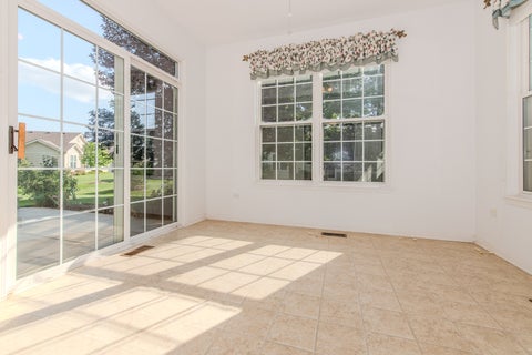 Tiny photo for 21243 Lily Lake Lane, Crest Hill, IL 60403 (MLS # 12690824)