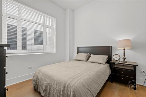 Tiny photo for 195 N Addison Avenue #PH03, Elmhurst, IL 60126 (MLS # 12354465)