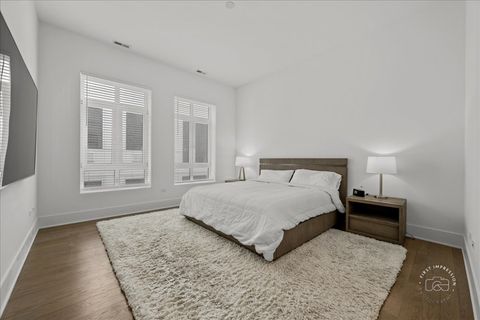Tiny photo for 195 N Addison Avenue #PH03, Elmhurst, IL 60126 (MLS # 12354465)