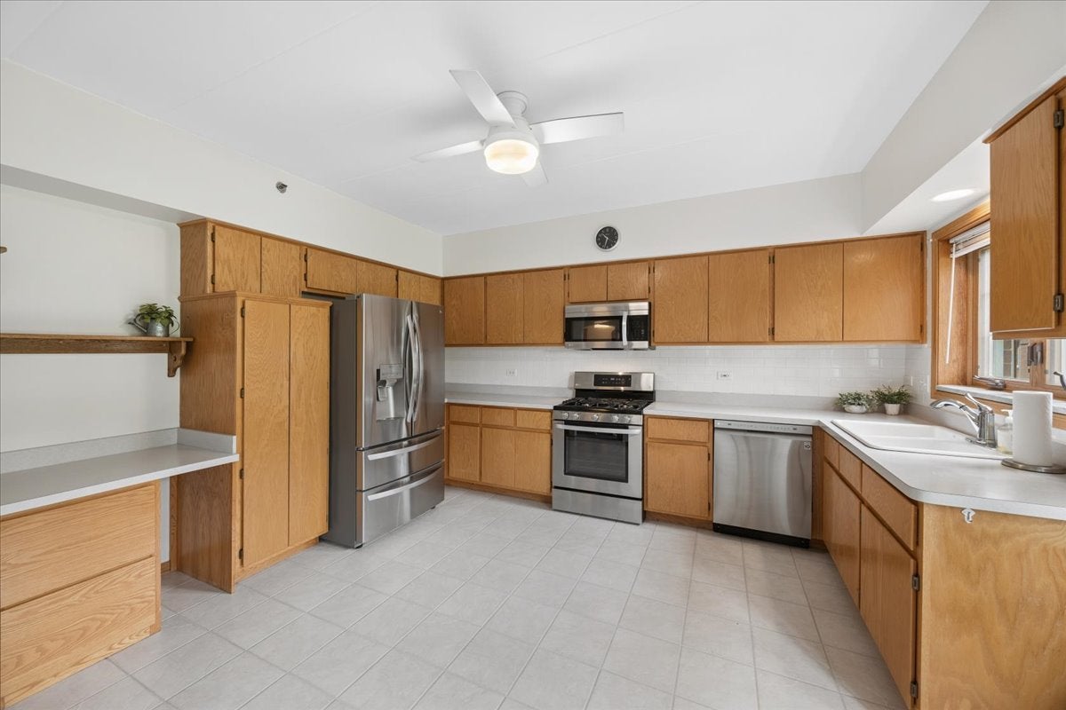 11525 Settlers Pond Way 1D