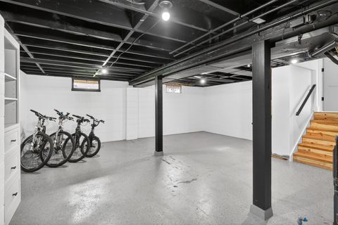 Tiny photo for 327 30th Avenue N, Clinton, IA 52732 (MLS # 12611702)