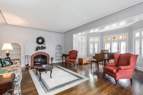 Tiny photo for 718 S WASHINGTON Avenue, Park Ridge, IL 60068 (MLS # 12525100)