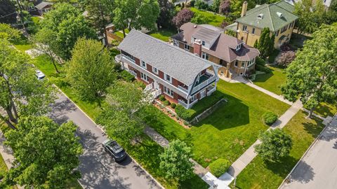 Tiny photo for 718 S WASHINGTON Avenue, Park Ridge, IL 60068 (MLS # 12525100)