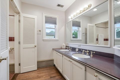 Tiny photo for 718 S WASHINGTON Avenue, Park Ridge, IL 60068 (MLS # 12525100)