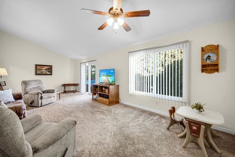Tiny photo for 5202 Winslow Circle #C, McHenry, IL 60050 (MLS # 12492718)