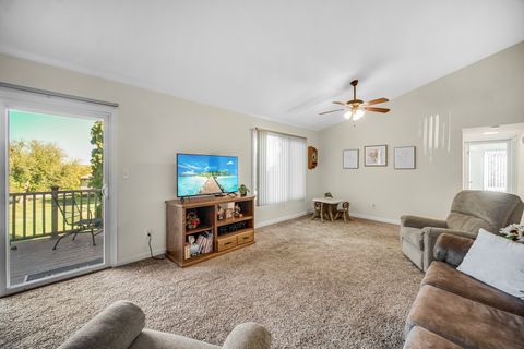 Tiny photo for 5202 Winslow Circle #C, McHenry, IL 60050 (MLS # 12492718)