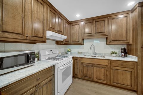 Tiny photo for 5202 Winslow Circle #C, McHenry, IL 60050 (MLS # 12492718)