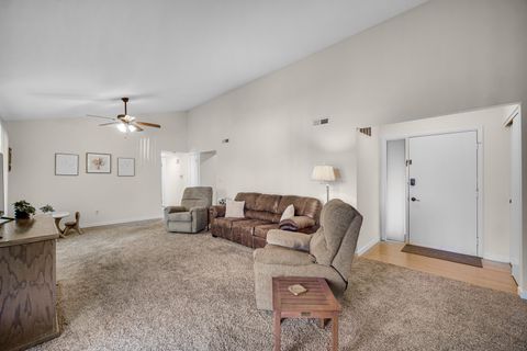 Tiny photo for 5202 Winslow Circle #C, McHenry, IL 60050 (MLS # 12492718)