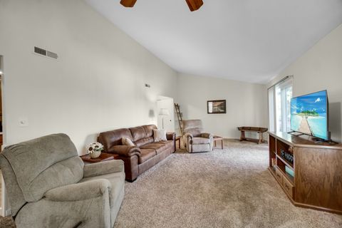 Tiny photo for 5202 Winslow Circle #C, McHenry, IL 60050 (MLS # 12492718)