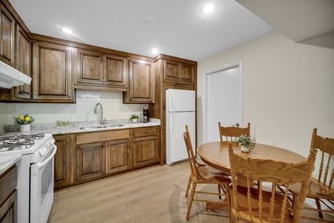Tiny photo for 5202 Winslow Circle #C, McHenry, IL 60050 (MLS # 12492718)