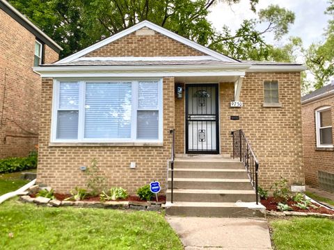 Photo of Chicago, IL 60628 (MLS # 12509620)
